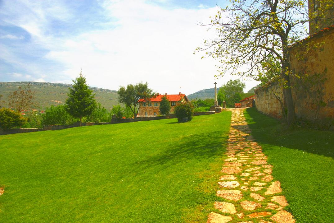 Foto de San Martín de Elines (Cantabria), España