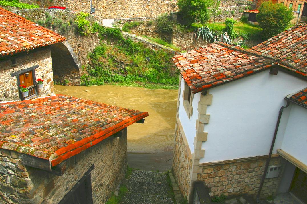 Foto de Potes (Cantabria), España