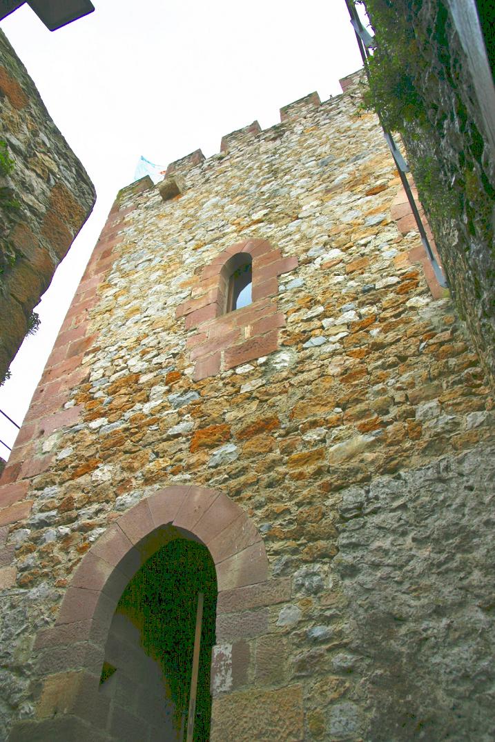 Foto de San Vicente de la Barquera (Cantabria), España