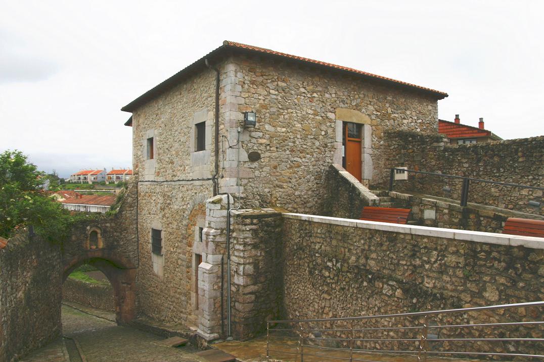 Foto de San Vicente de la Barquera (Cantabria), España