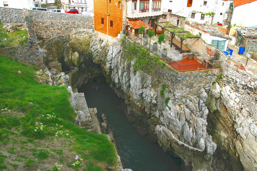 Foto de Castro Urdiales (Cantabria), España