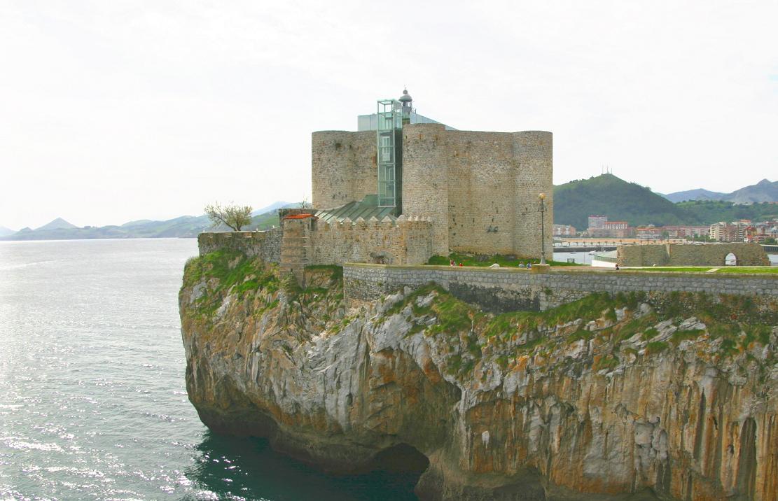 Foto de Castro Urdiales (Cantabria), España