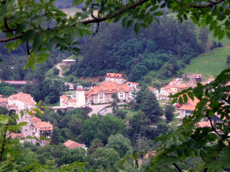 Foto de Puente Viesgo (Cantabria), España