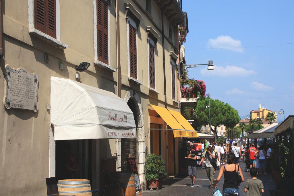 Foto de Desenzano del Garda, Italia