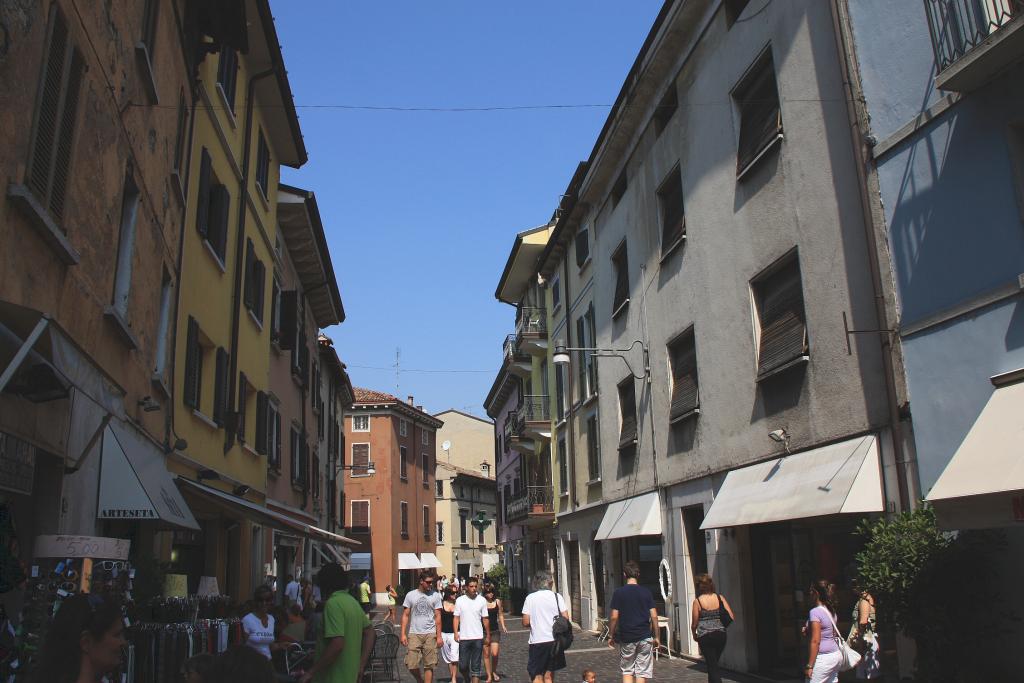 Foto de Desenzano del Garda, Italia