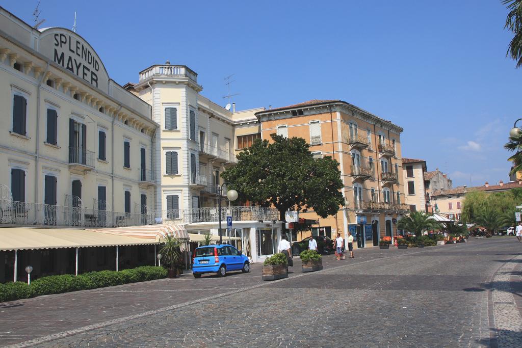 Foto de Desenzano del Garda, Italia