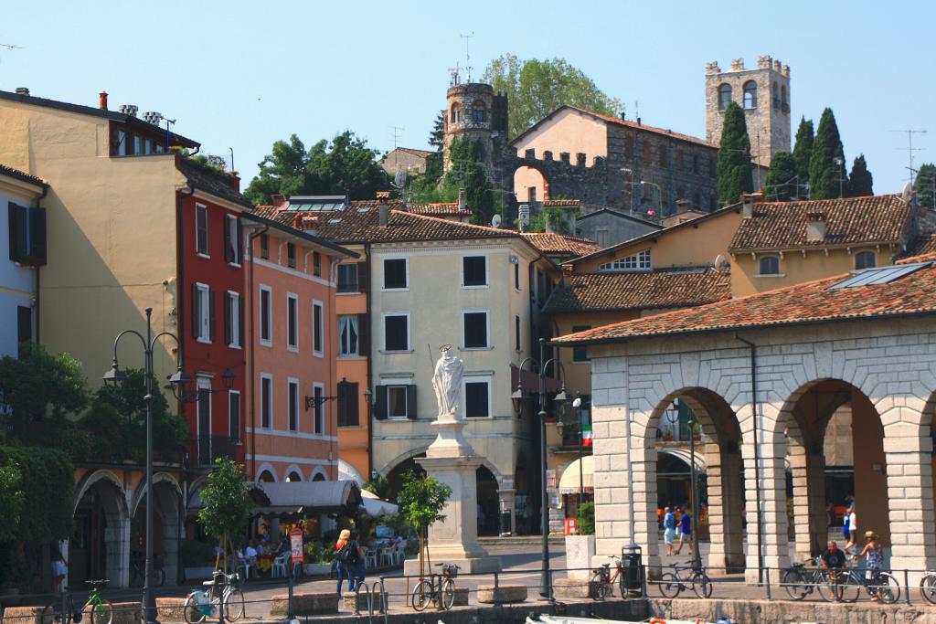 Foto de Desenzano del Garda, Italia