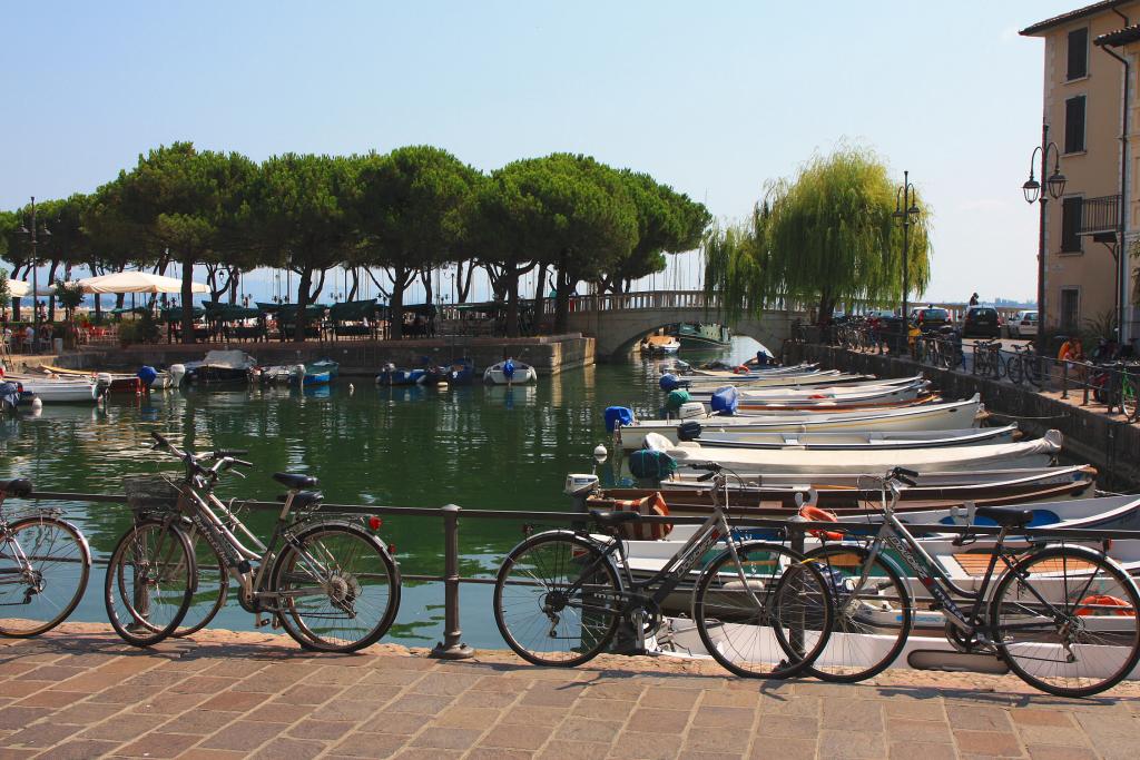 Foto de Desenzano del Garda, Italia