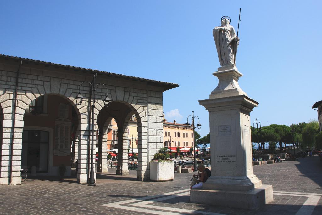 Foto de Desenzano del Garda, Italia