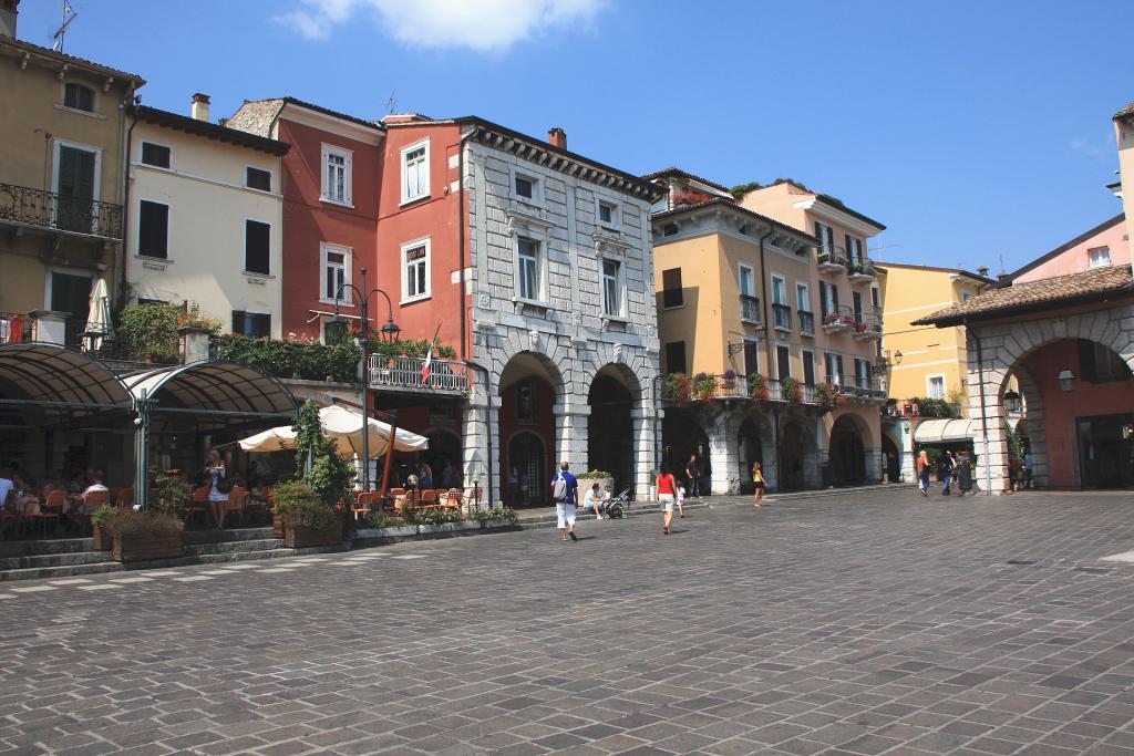 Foto de Desenzano del Garda, Italia