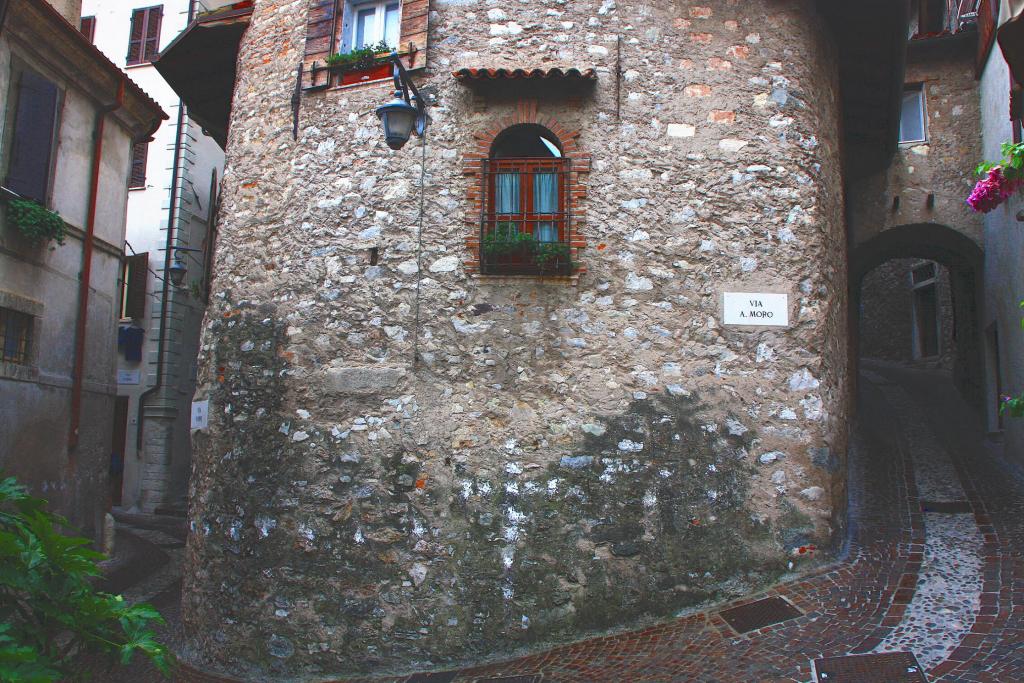 Foto de Limone sul Garda, Italia