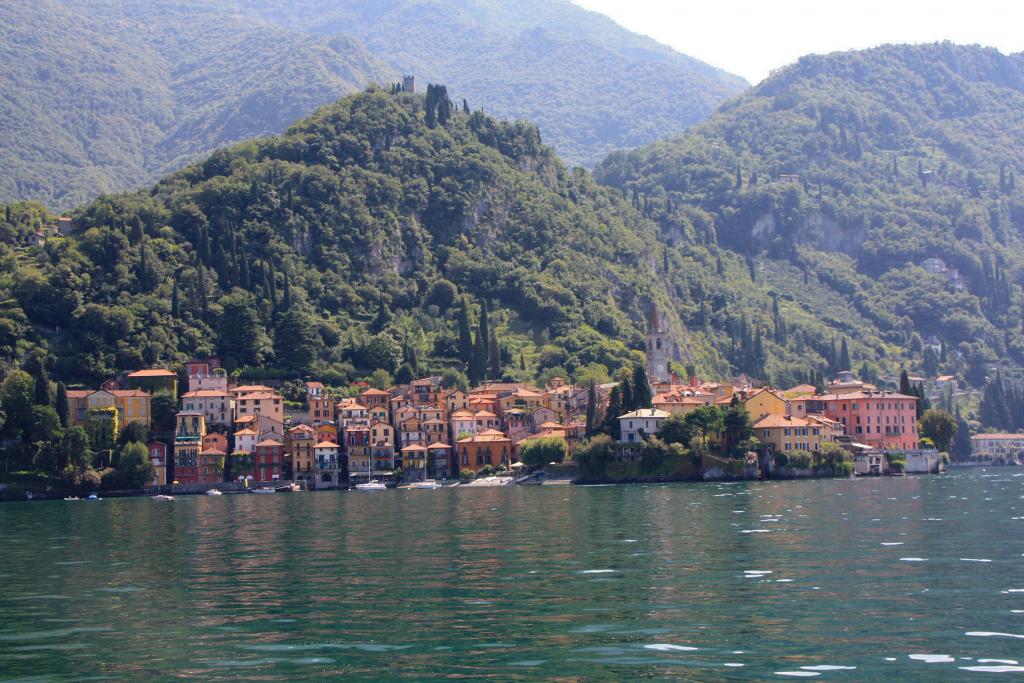 Foto de Varenna, Italia