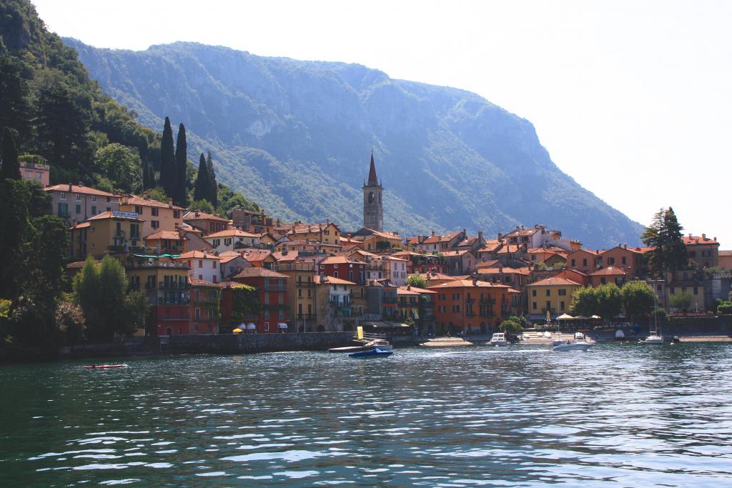 Foto de Varenna, Italia