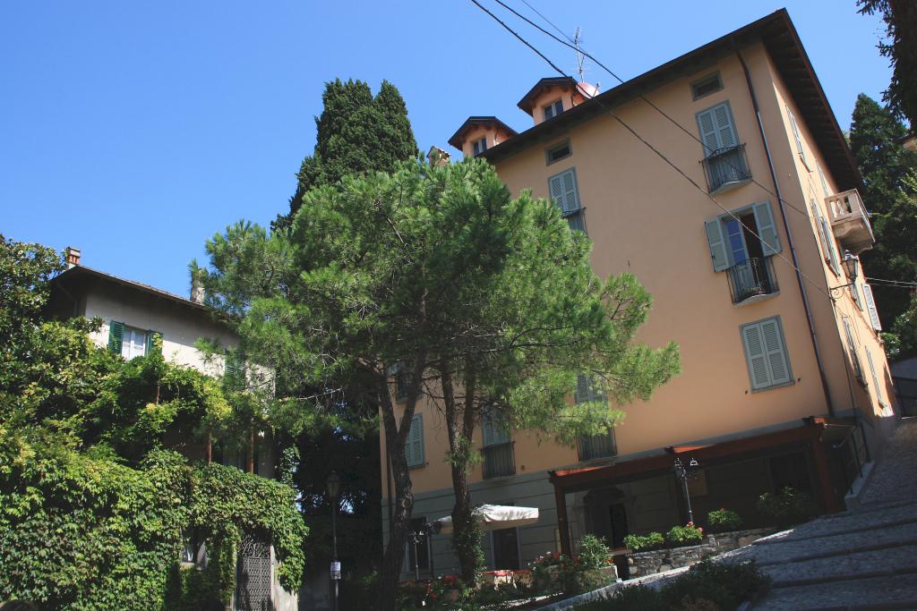 Foto de Varenna, Italia