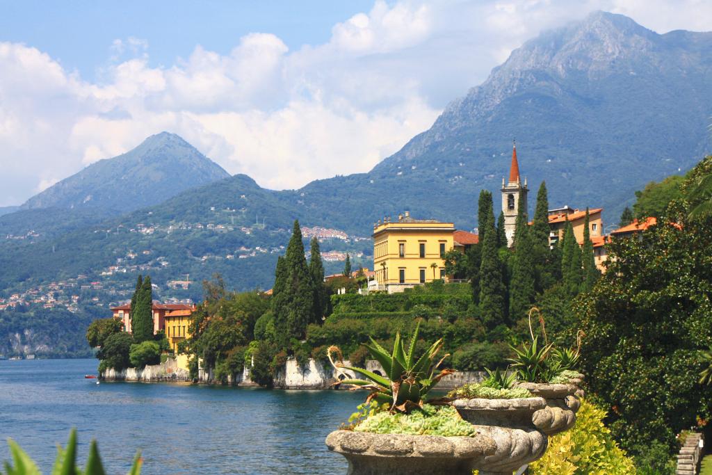 Foto de Varenna, Italia