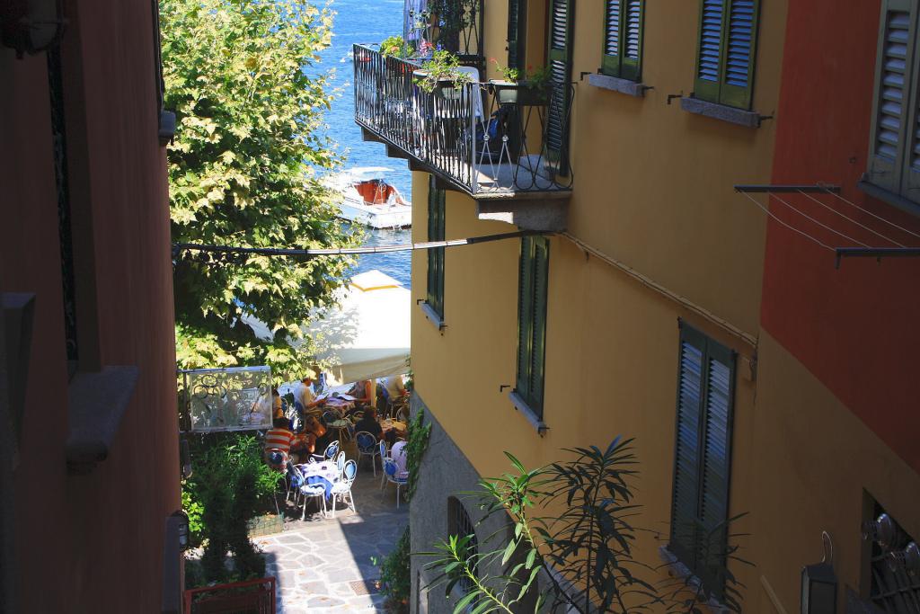 Foto de Varenna, Italia