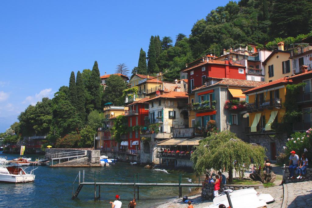 Foto de Varenna, Italia