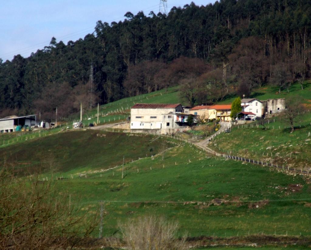 Foto de Argomilla de Cayon (Cantabria), España