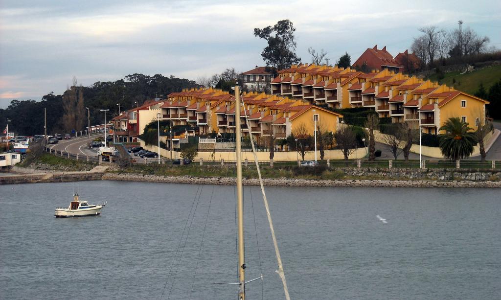 Foto de Astillero (Cantabria), España