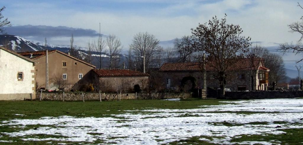 Foto de Celada de los Calderones (Cantabria), España