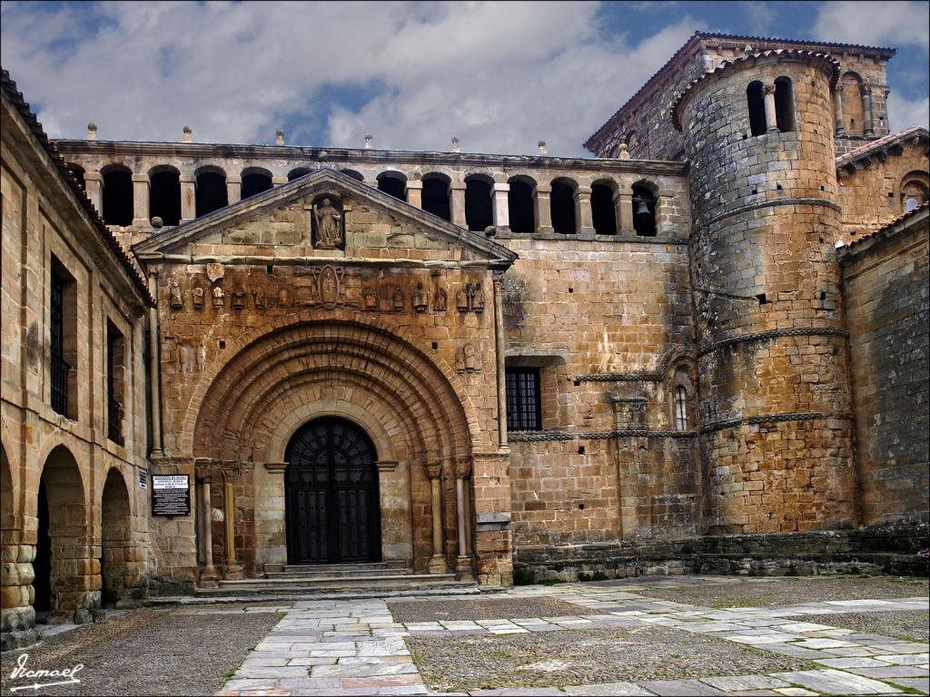 Foto de Santillana del Mar (Cantabria), España