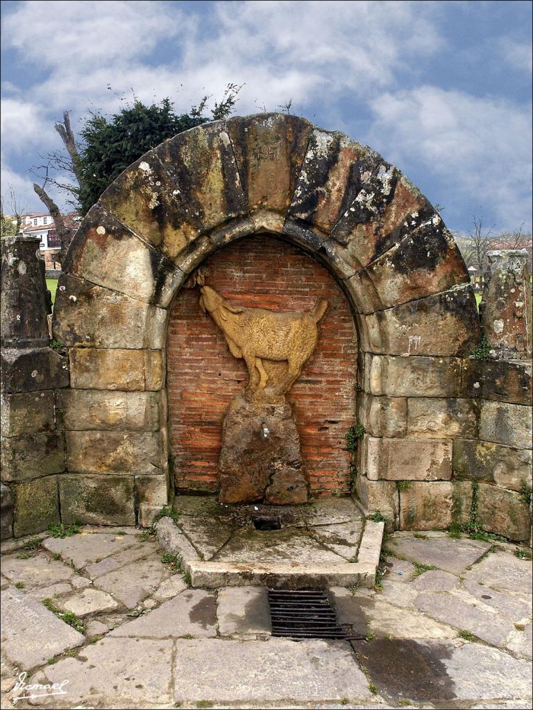 Foto de Santillana del Mar (Cantabria), España