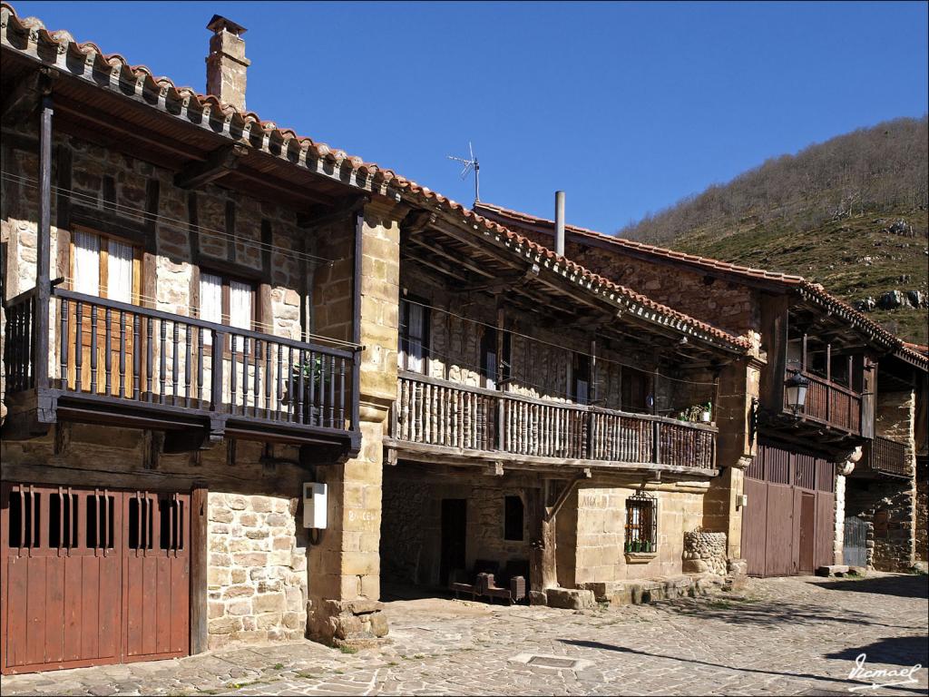 Foto de Barcena Mayor (Cantabria), España