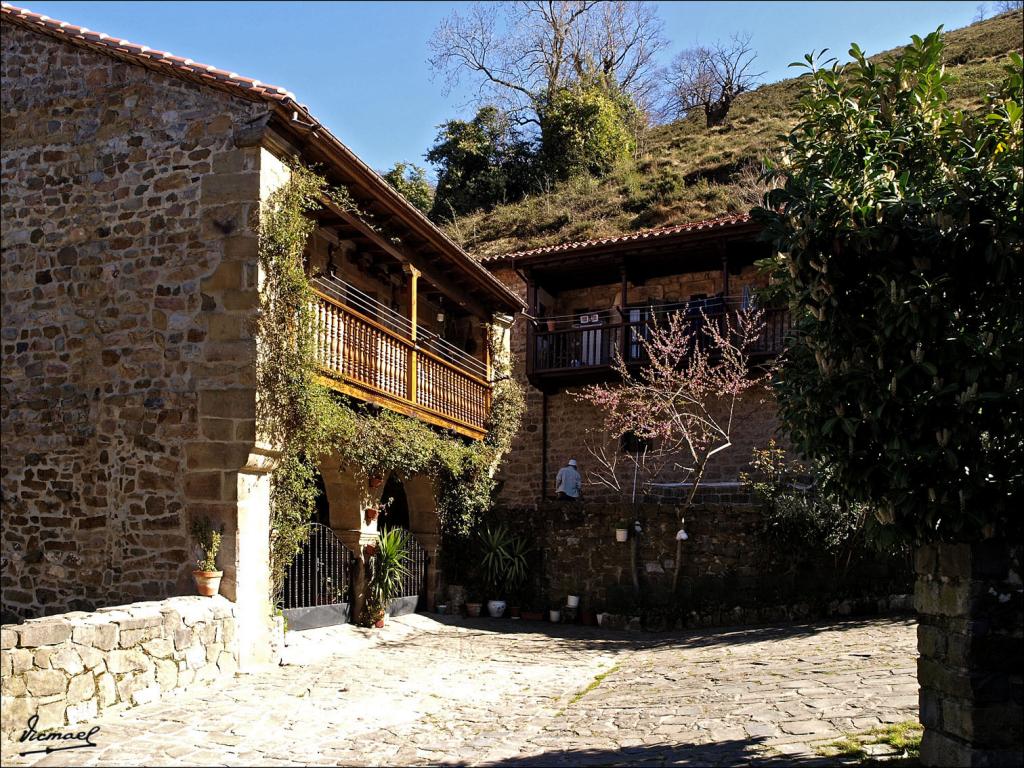 Foto de Barcena Mayor (Cantabria), España