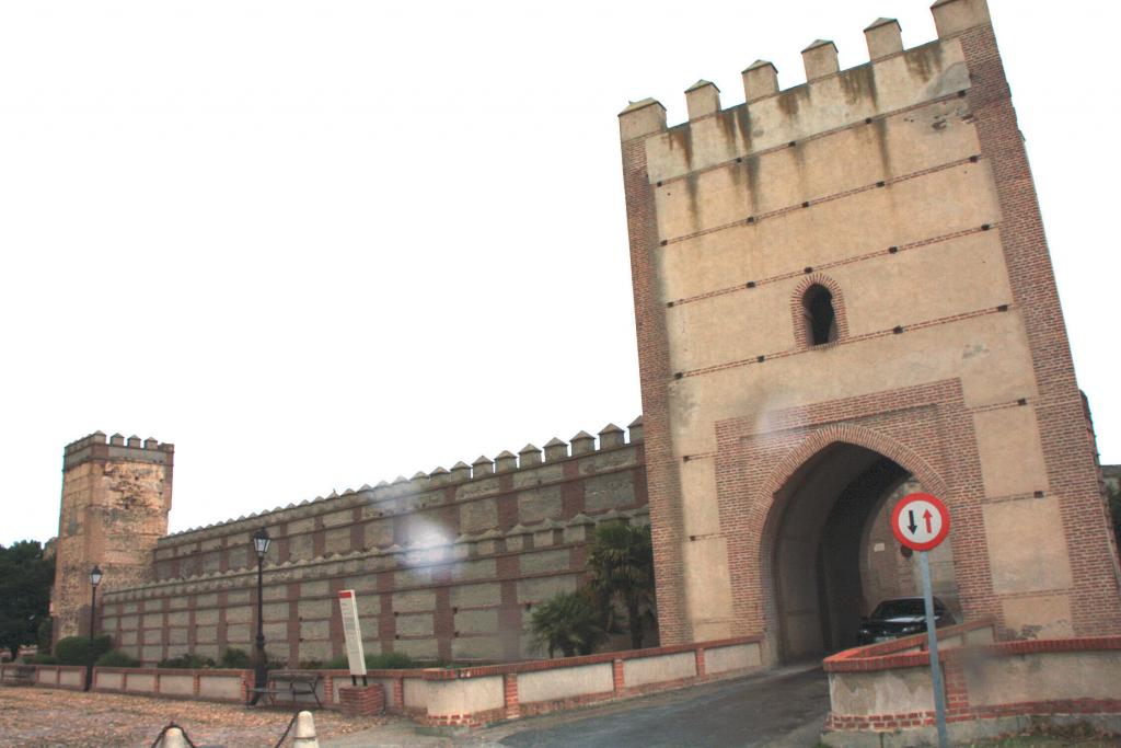 Foto de Madrigal de las Altas Torres (Ávila), España