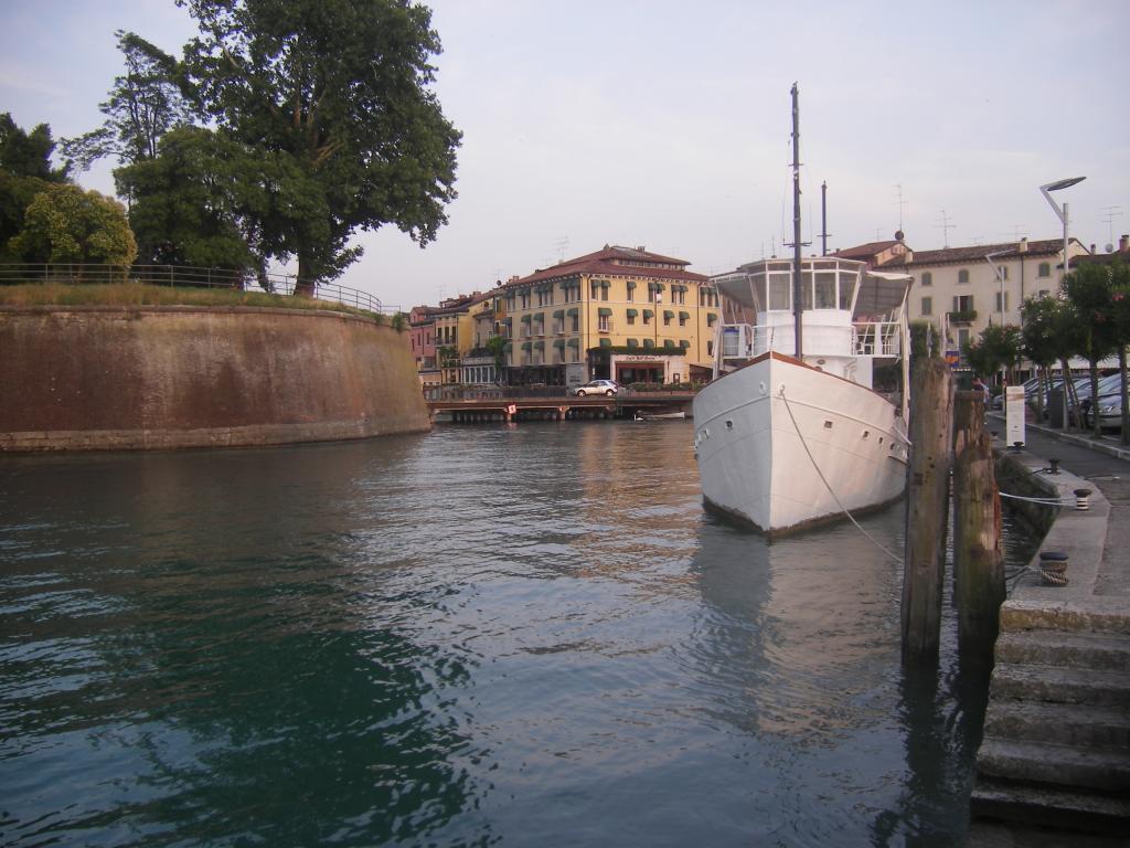 Foto de Peschiera, Italia