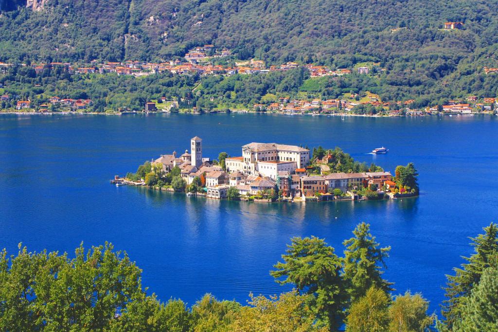 Foto de Orta San Giulio, Italia