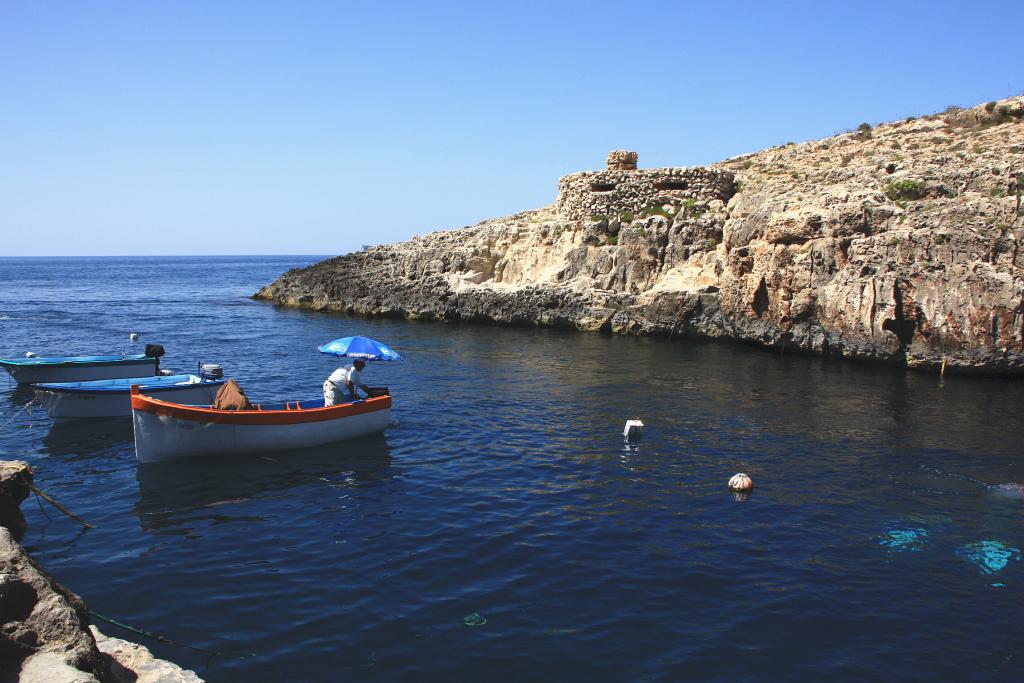 Foto de IL-Maqluba, Malta