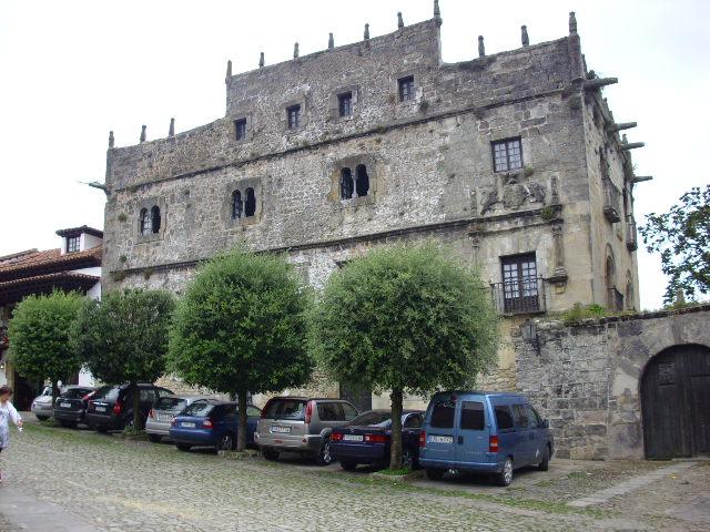 Foto de Santillana del Mar (Cantabria), España