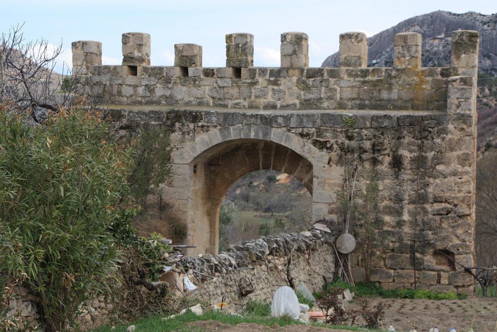 Foto de Las Cuevas de Cañart (Teruel), España