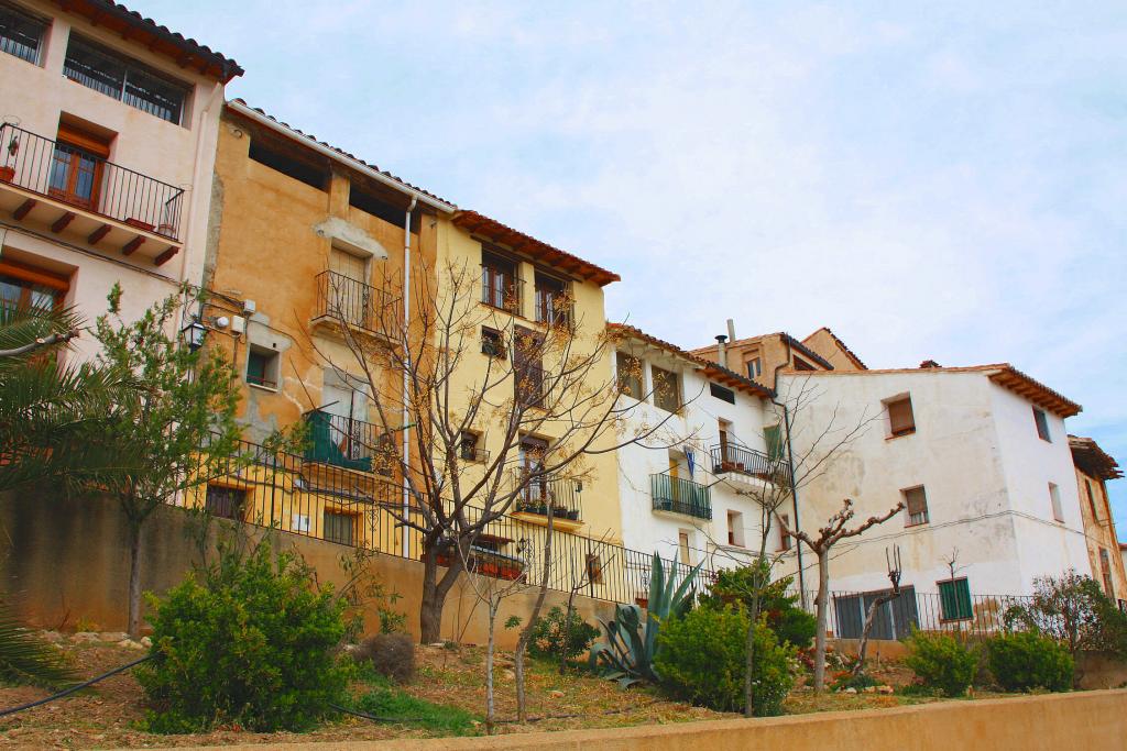 Foto de Las Cuevas de Cañart (Teruel), España