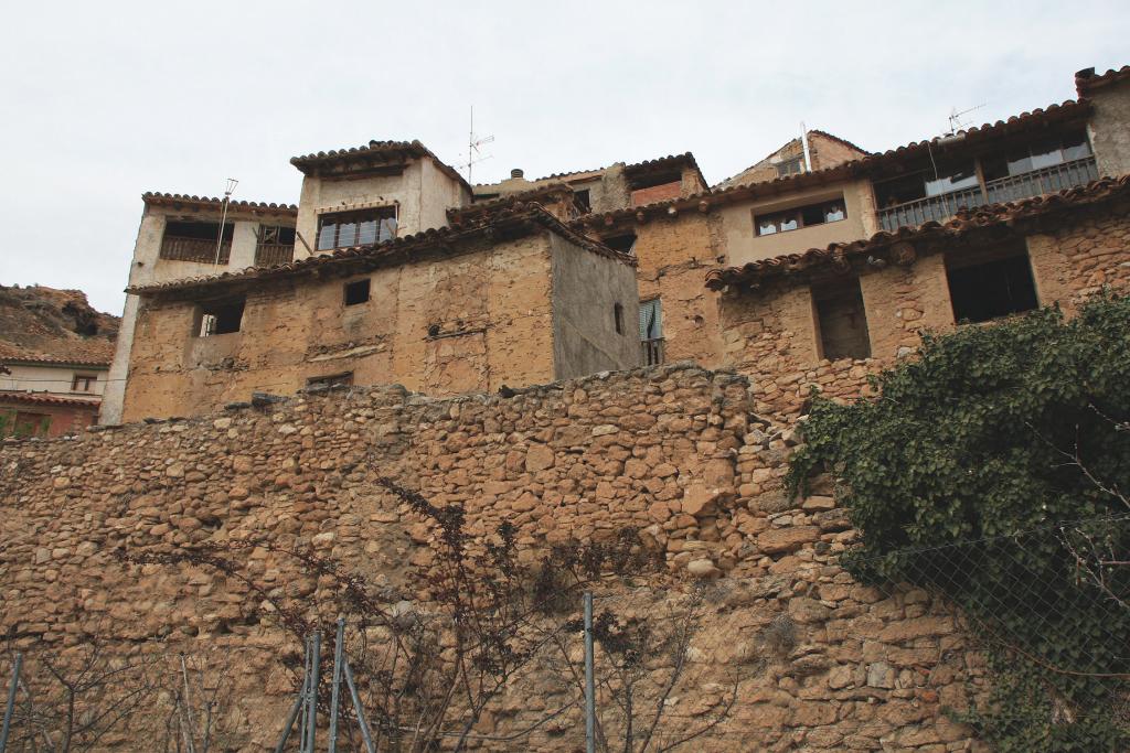 Foto de Las Cuevas de Cañart (Teruel), España