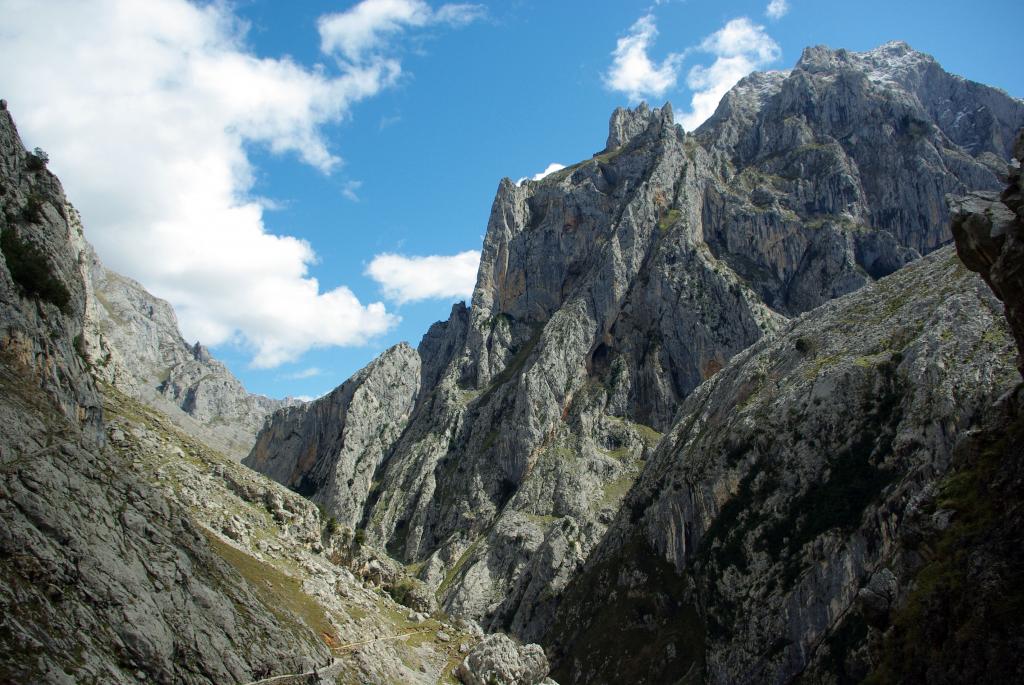 Foto de Poncebos (Asturias), España