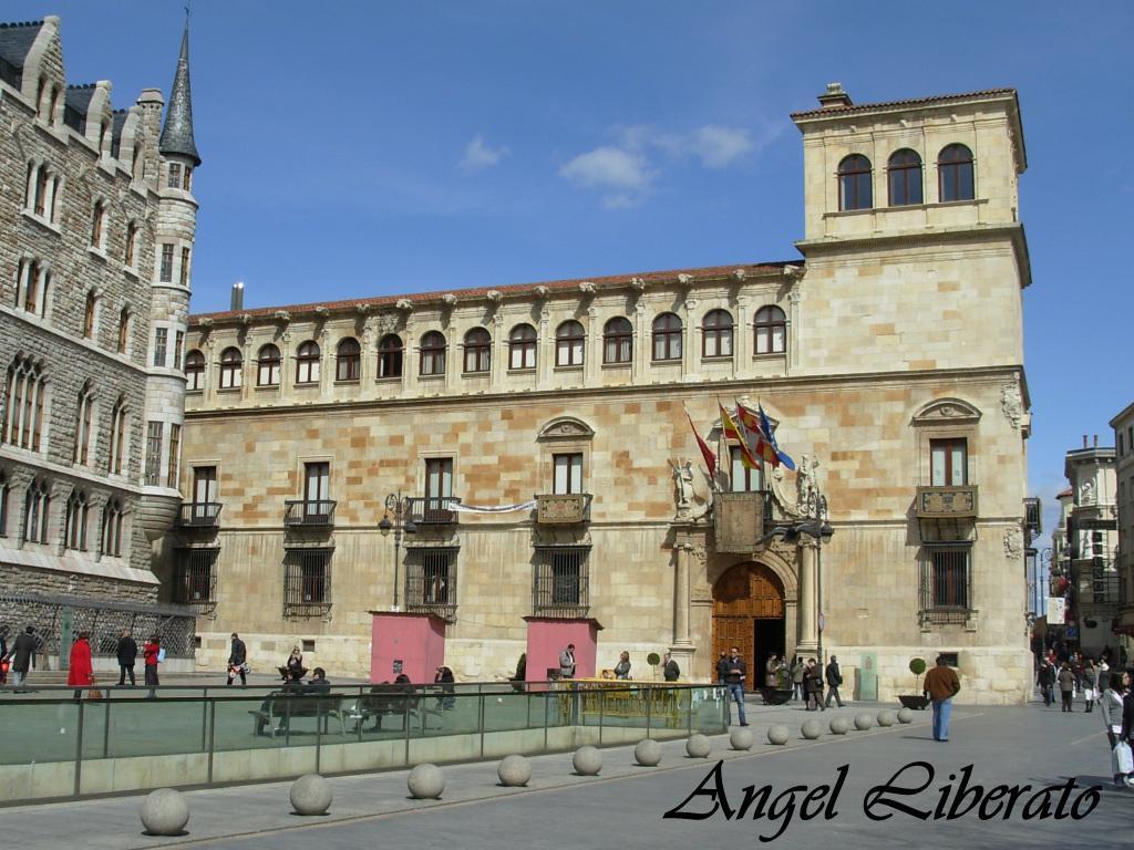 Foto de León (Castilla y León), España