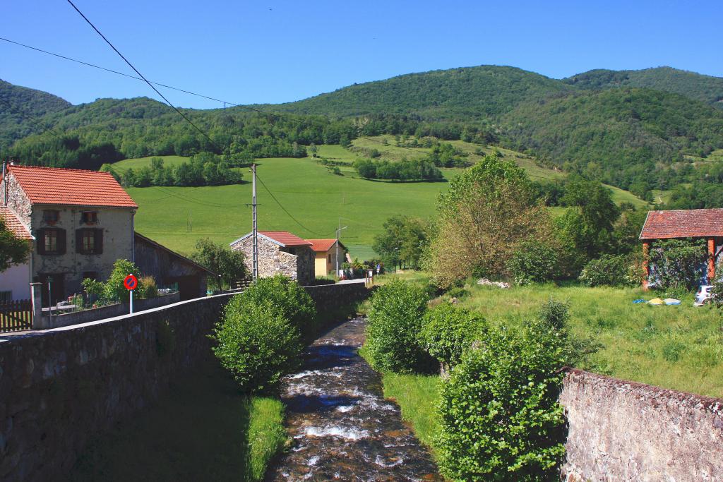 Foto de Arnave, Francia