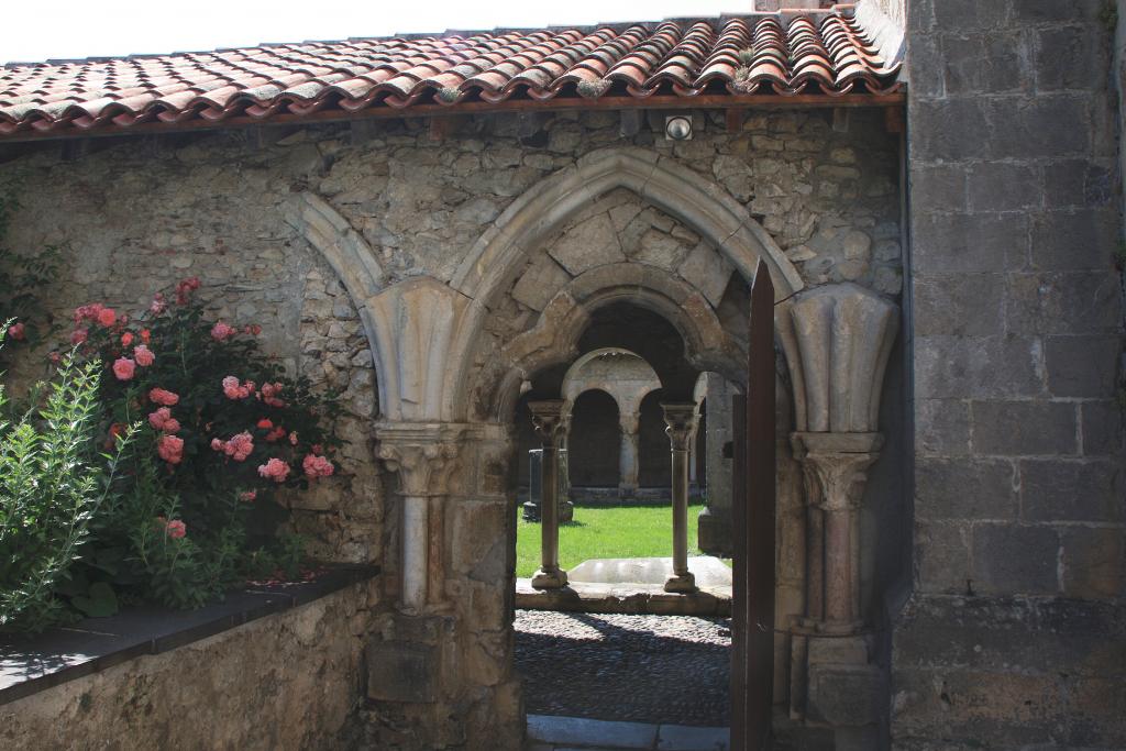 Foto de Saint Bertrand de Comminges, Francia