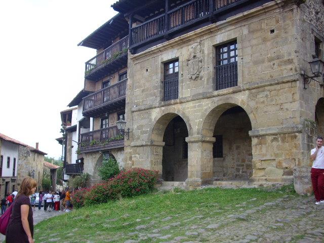 Foto de Santillana del Mar (Cantabria), España