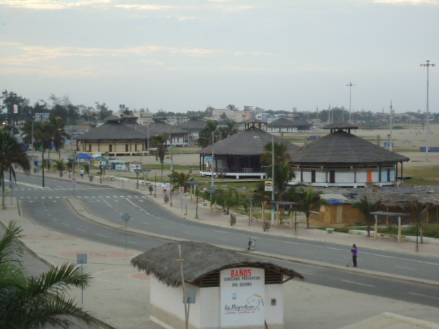 Foto: Hoteles en Playas - San Antonio de Playas (Santa Elena), Ecuador