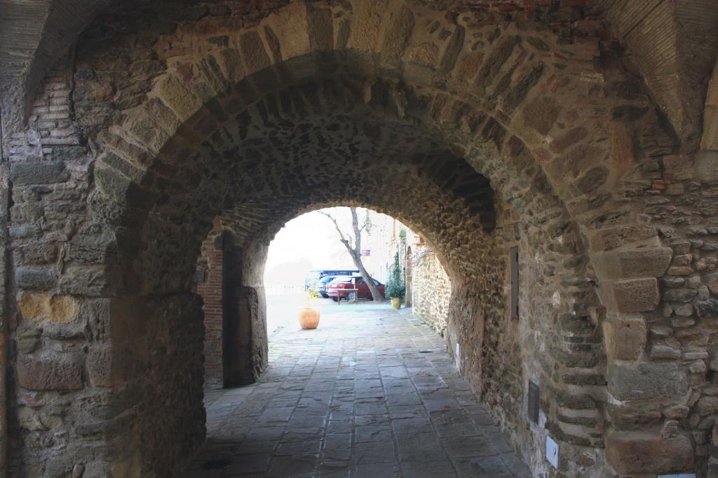 Foto de Monells (Girona), España