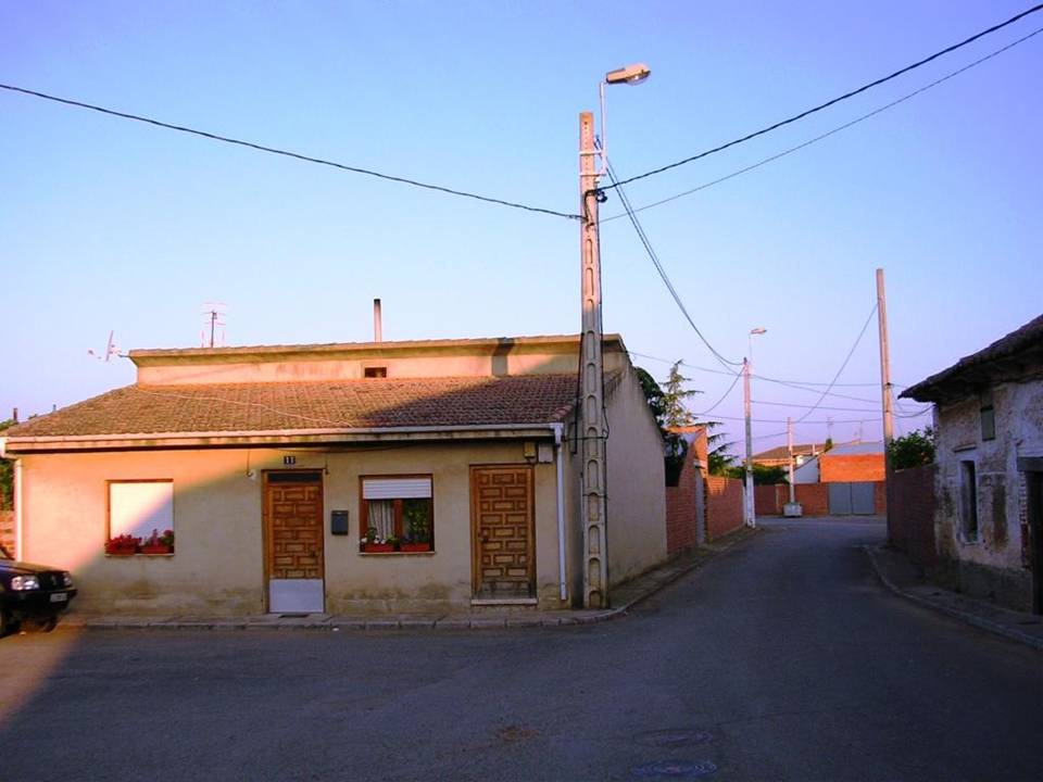 Foto: Casa El La C/sta. Cristina - Zuares Del Pàramo (León), España