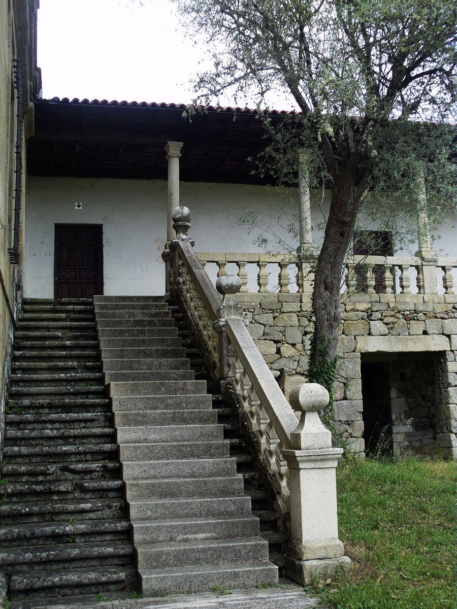 Foto: Monasterio De Ferreira De Panton - Lugo (Galicia), España