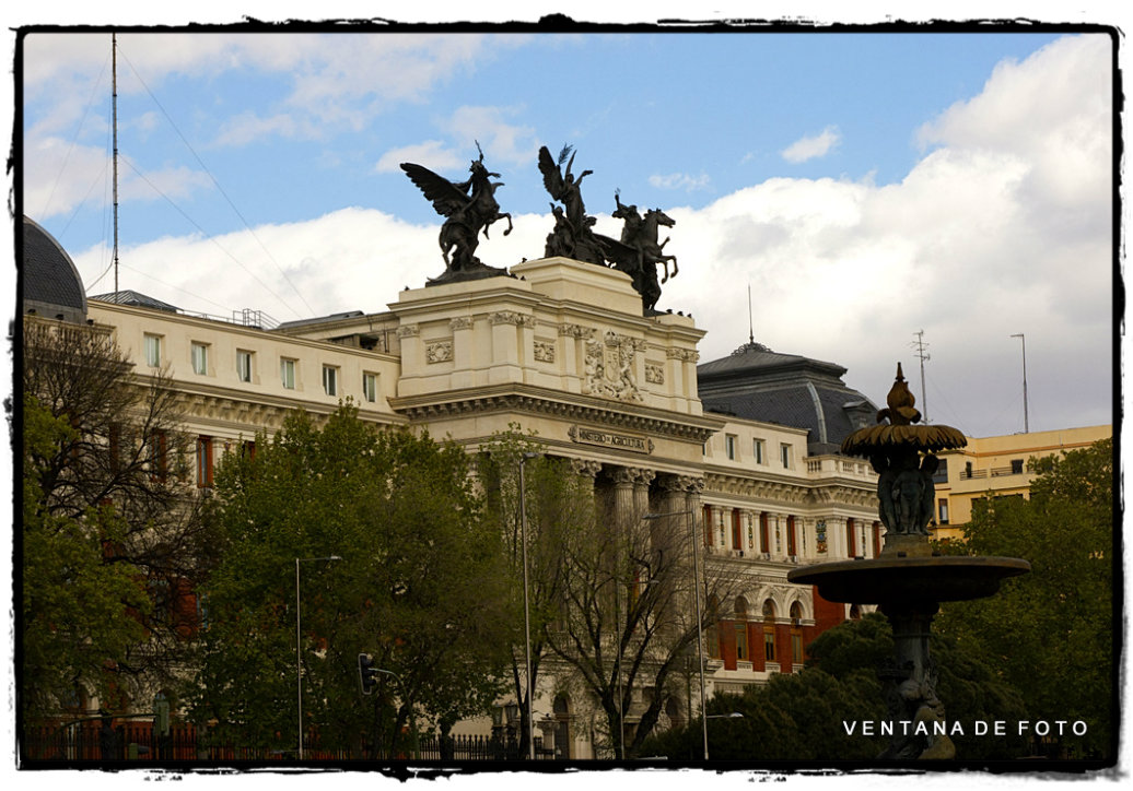 Foto: NUBES SOBRE MADRID - Madrid (Comunidad de Madrid), España