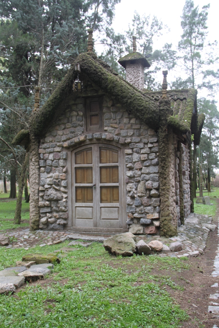 Foto: Campanópolis - González Catán (Buenos Aires), Argentina