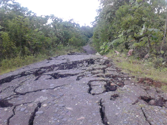 Foto: Hundimiento - Simòn Bolìvar (Peaz) (Pastaza), Ecuador