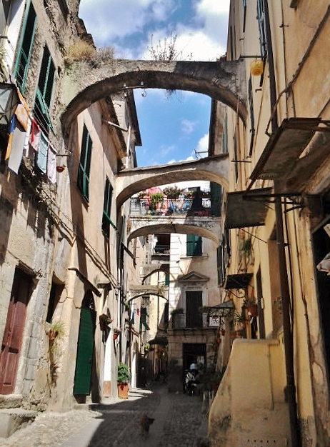 Foto: Centro histórico - Taggia (Liguria), Italia