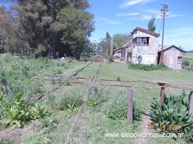 Foto: Cruce Ferrocarriles a nivel - Villa Ruiz (Buenos Aires), Argentina